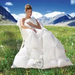 White & Elegant Down Duvet
